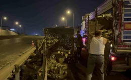 Kuzey Marmara Otoyolu’nda Kamyon Devrildi, Sürücü Yaralandı