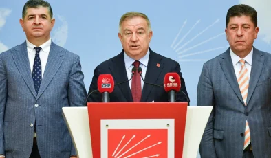 CHP Genel Başkan Yardımcısı Gökan Zeybek: İktidar CHP’li Belediyelerin Elini Bağlamak İstiyor