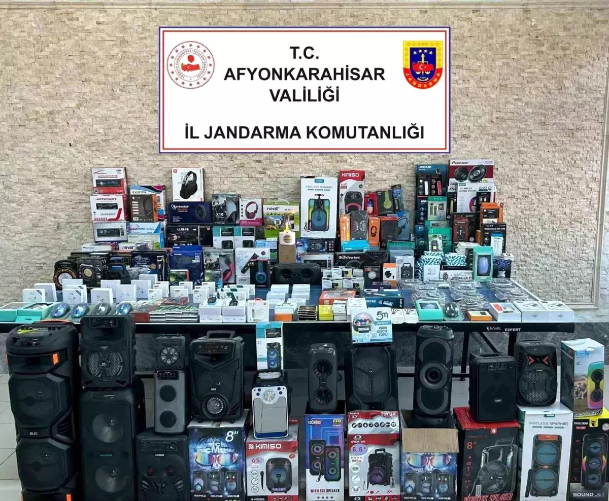 Afyonkarahisar’da Kaçak Elektronik Ürün Baskını