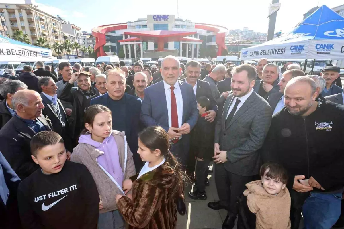 Başkan Sandıkçı: “Cumhurbaşkanımızın liderliğinde Canik’i geleceğe taşıyoruz”