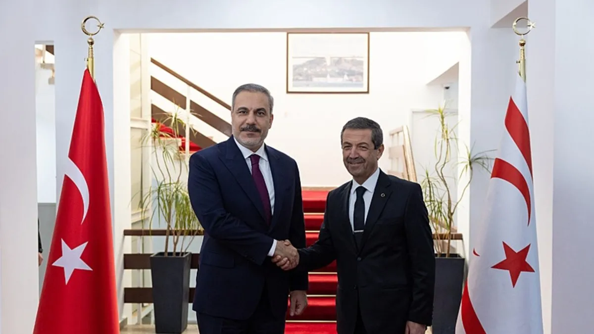 Dışişleri Bakanı Hakan Fidan KKTC’de mevkidaşı Ertuğruloğlu ile görüştü