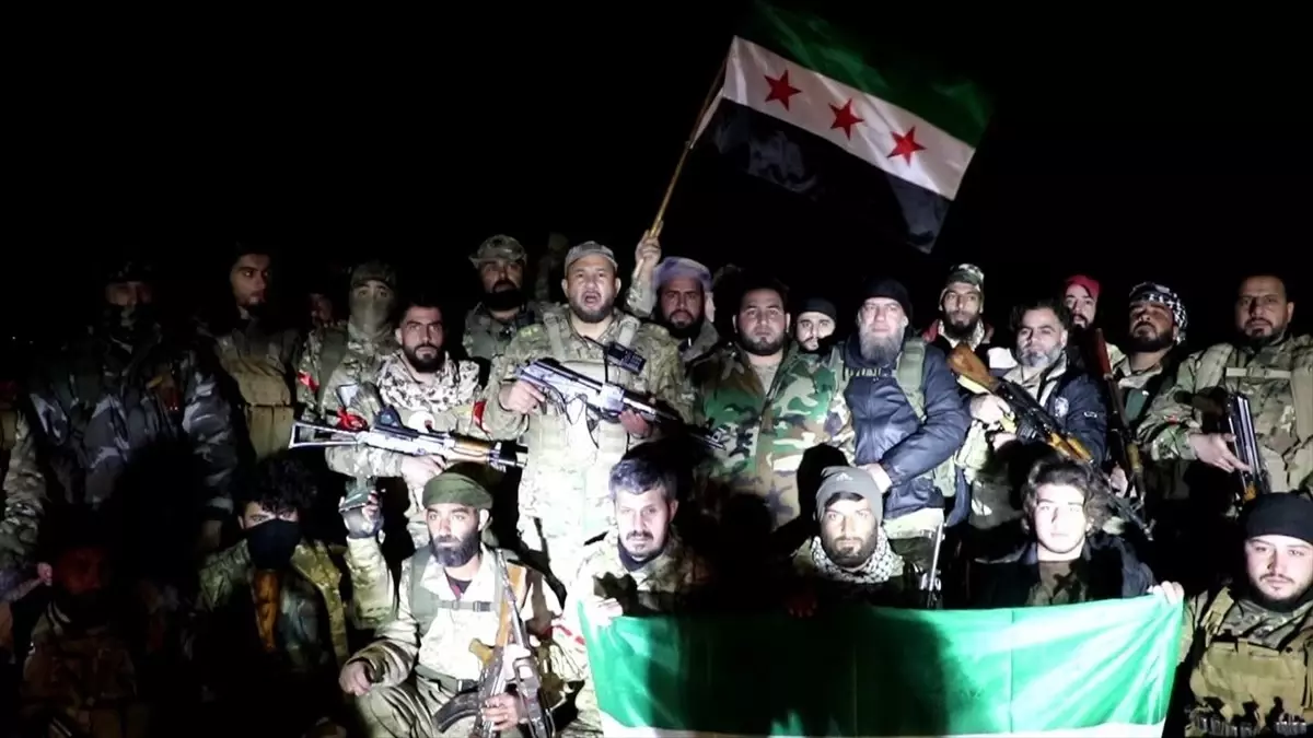 SMO’dan PKK/YPG Cephelerine Ağır Silah Sevkıyatı