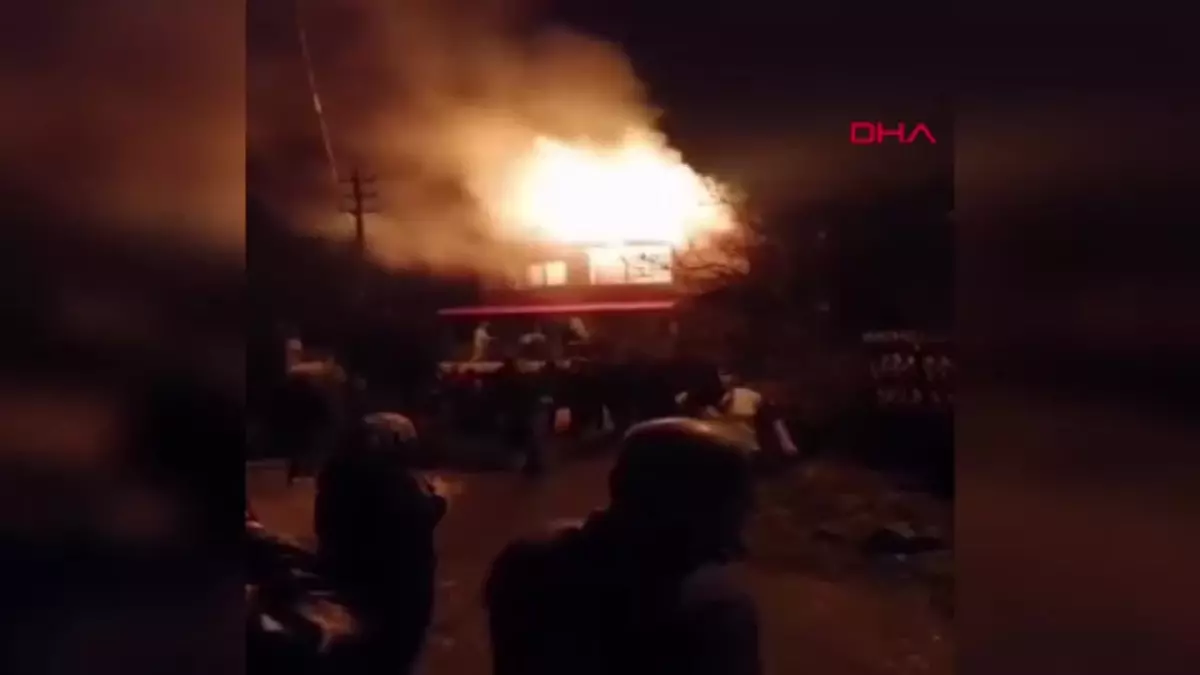 Zonguldak’ta 2 Katlı Evde Bacadan Yangın Çıktı